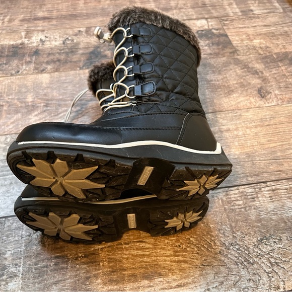 SOLD Girls Lands End snow boots - Picture 4 of 5